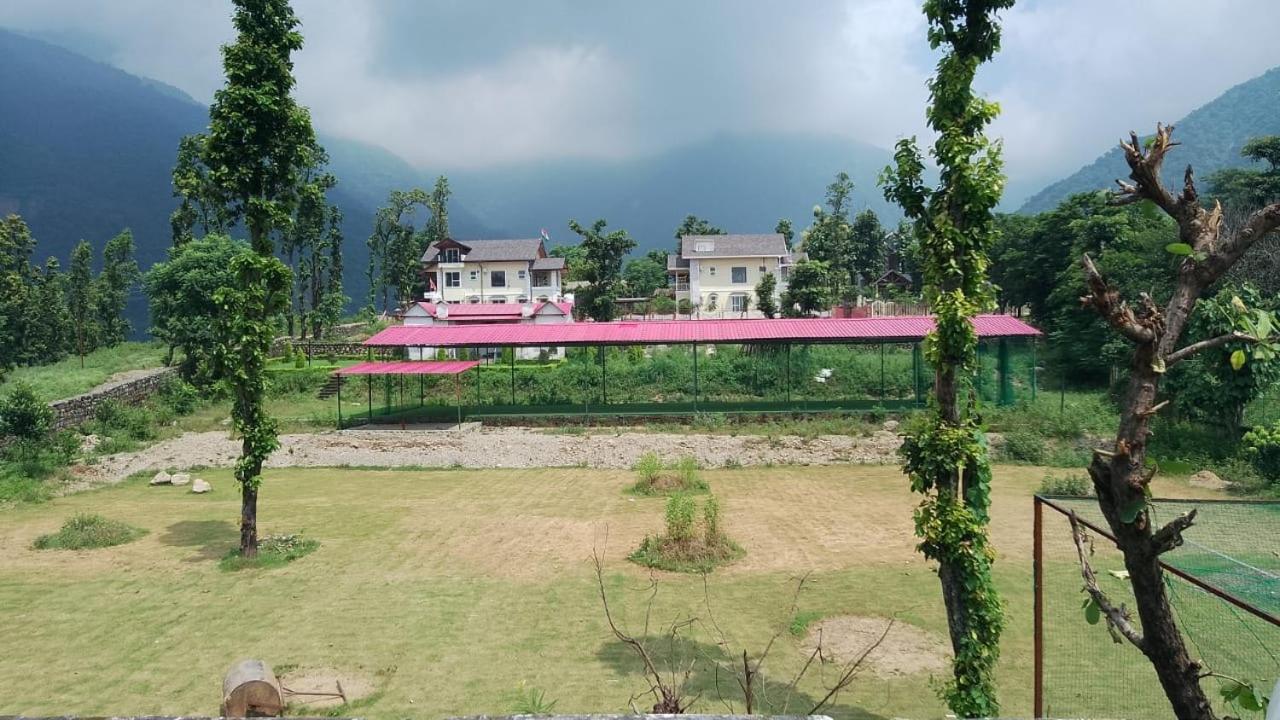 Hidden Nature Resort Dehradun Exterior photo
